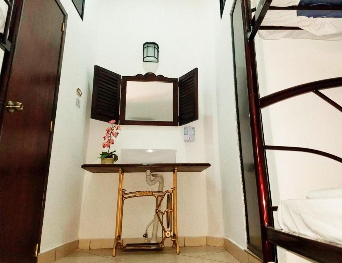 Hostal Las Puertas ซานตา อานา ภายนอก รูปภาพ
