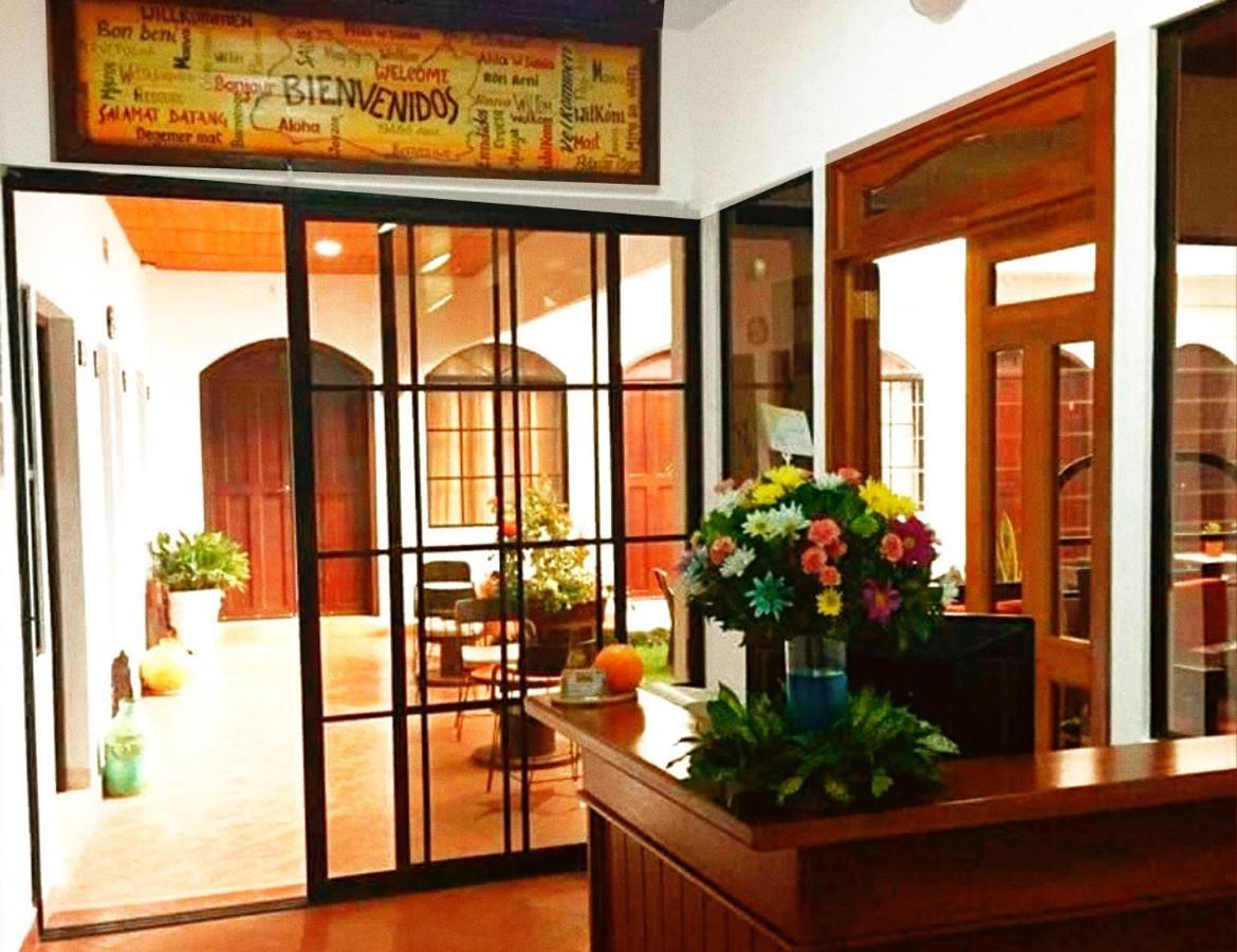 Hostal Las Puertas ซานตา อานา ภายนอก รูปภาพ