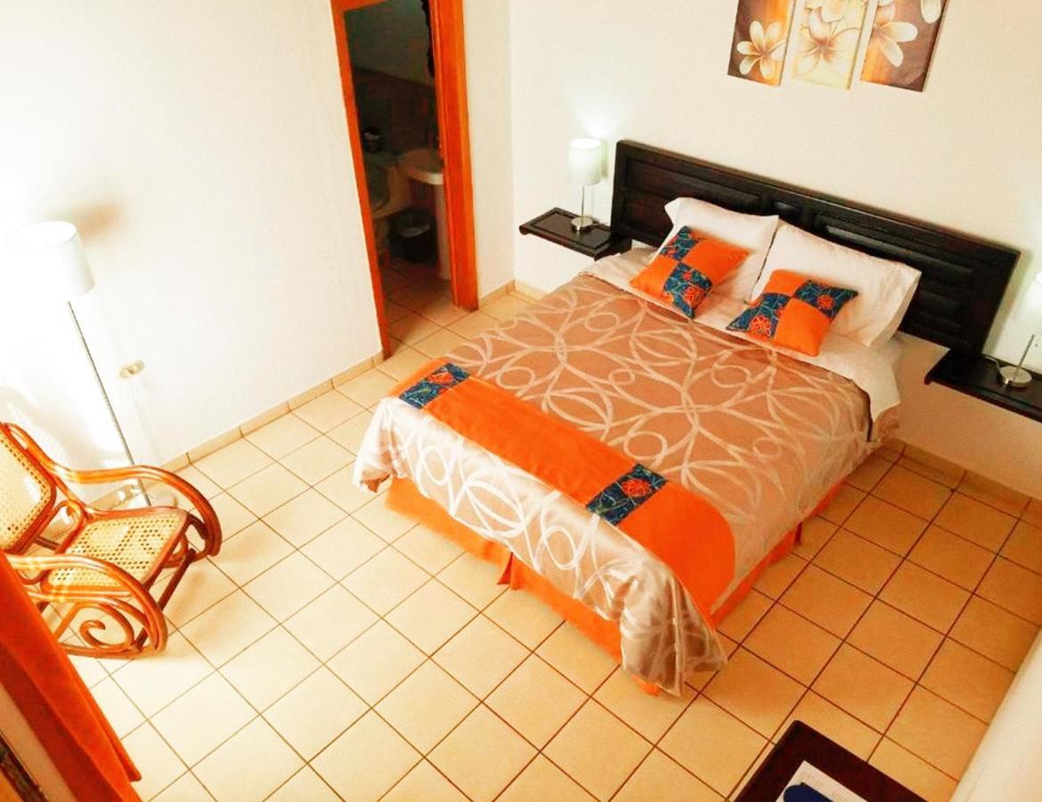 Hostal Las Puertas ซานตา อานา ภายนอก รูปภาพ