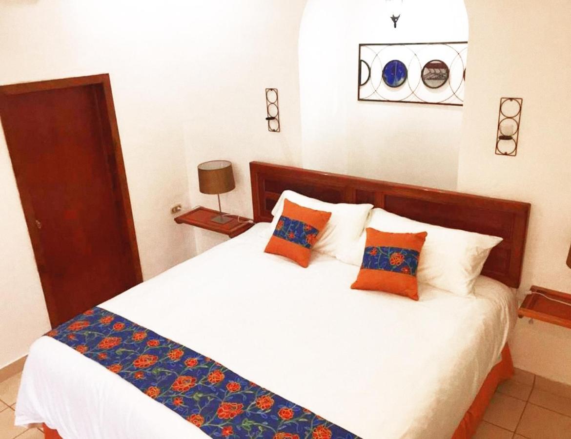 Hostal Las Puertas ซานตา อานา ภายนอก รูปภาพ